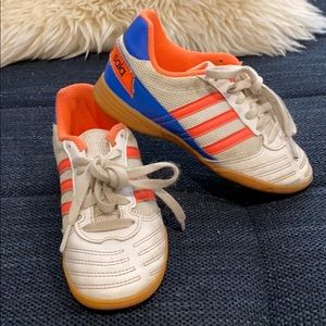 Adidas kids soccer shoes size 13.5